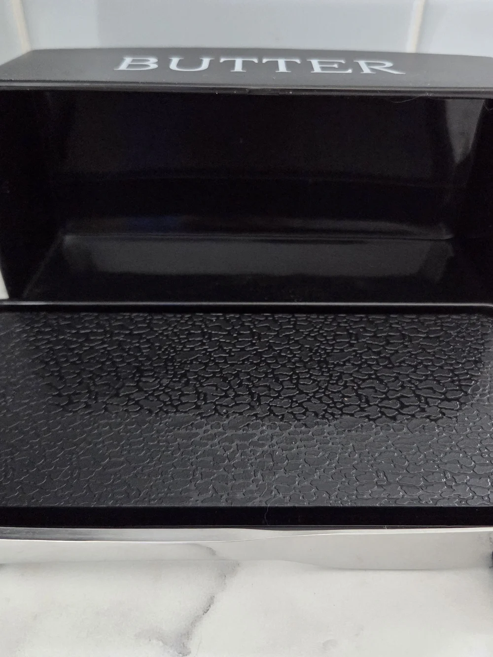 Source Unknown Black Butter Dish with Stainless Spread Knife